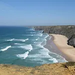 Onda Vicentina 3* Aljezur